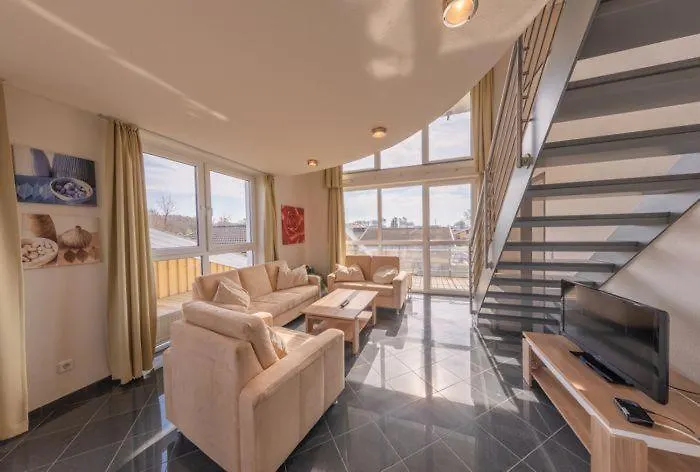 شقة Seeadler Classic 204 *